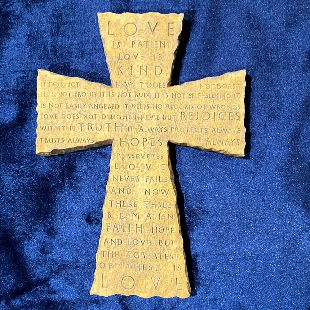 Love is Patient Love is Kind 1 Corinthians 13:4-8 Wall Cross Zondervan Inspirio